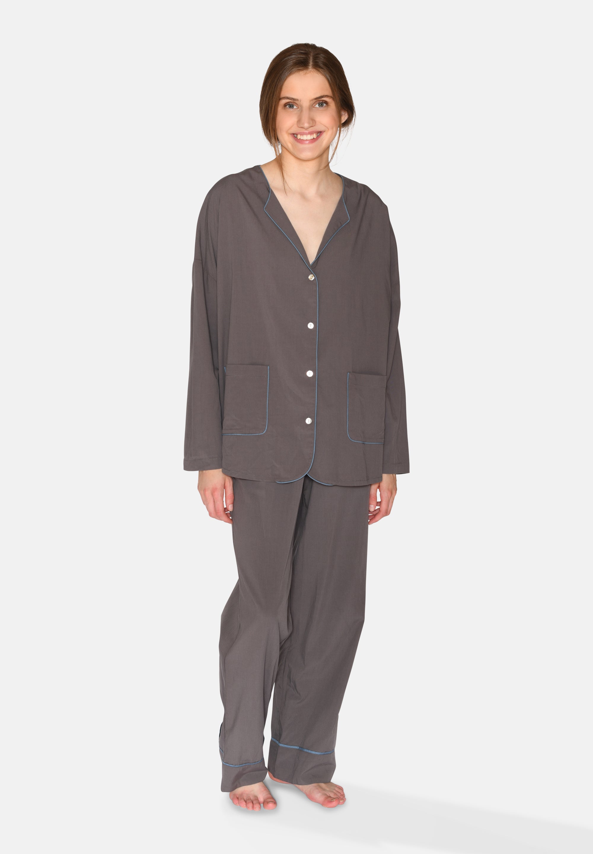 Marion Shirt, Pavement