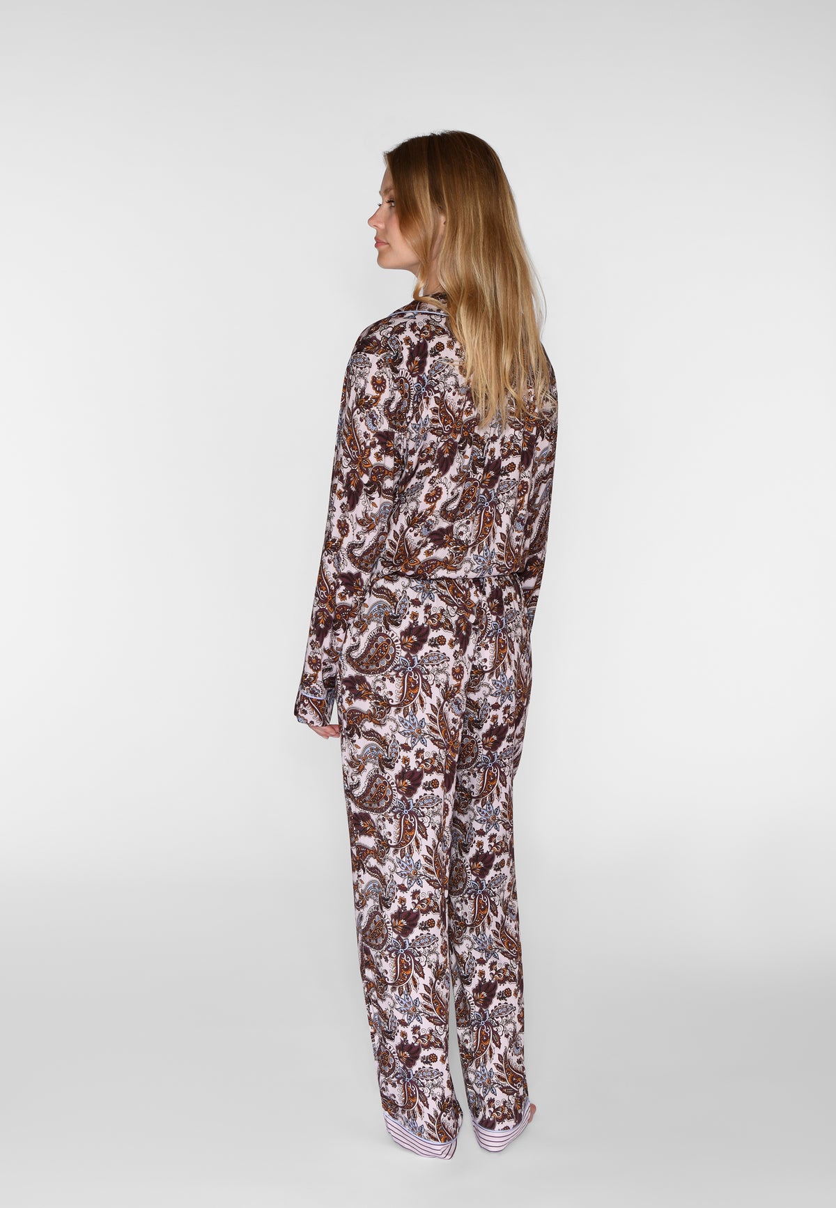 Janet Pants, Fudge AOP