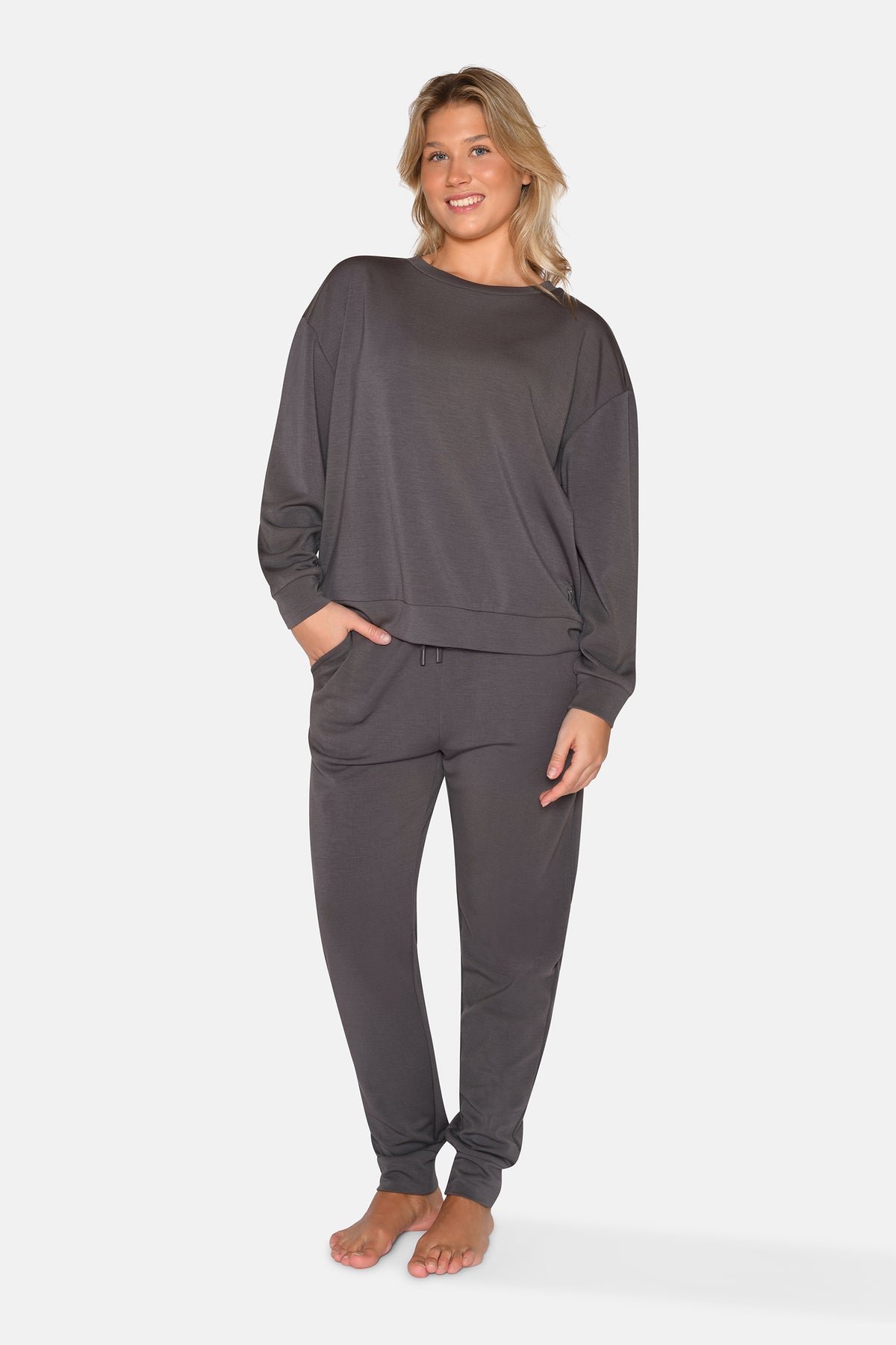 Svea O-neck, Pavement