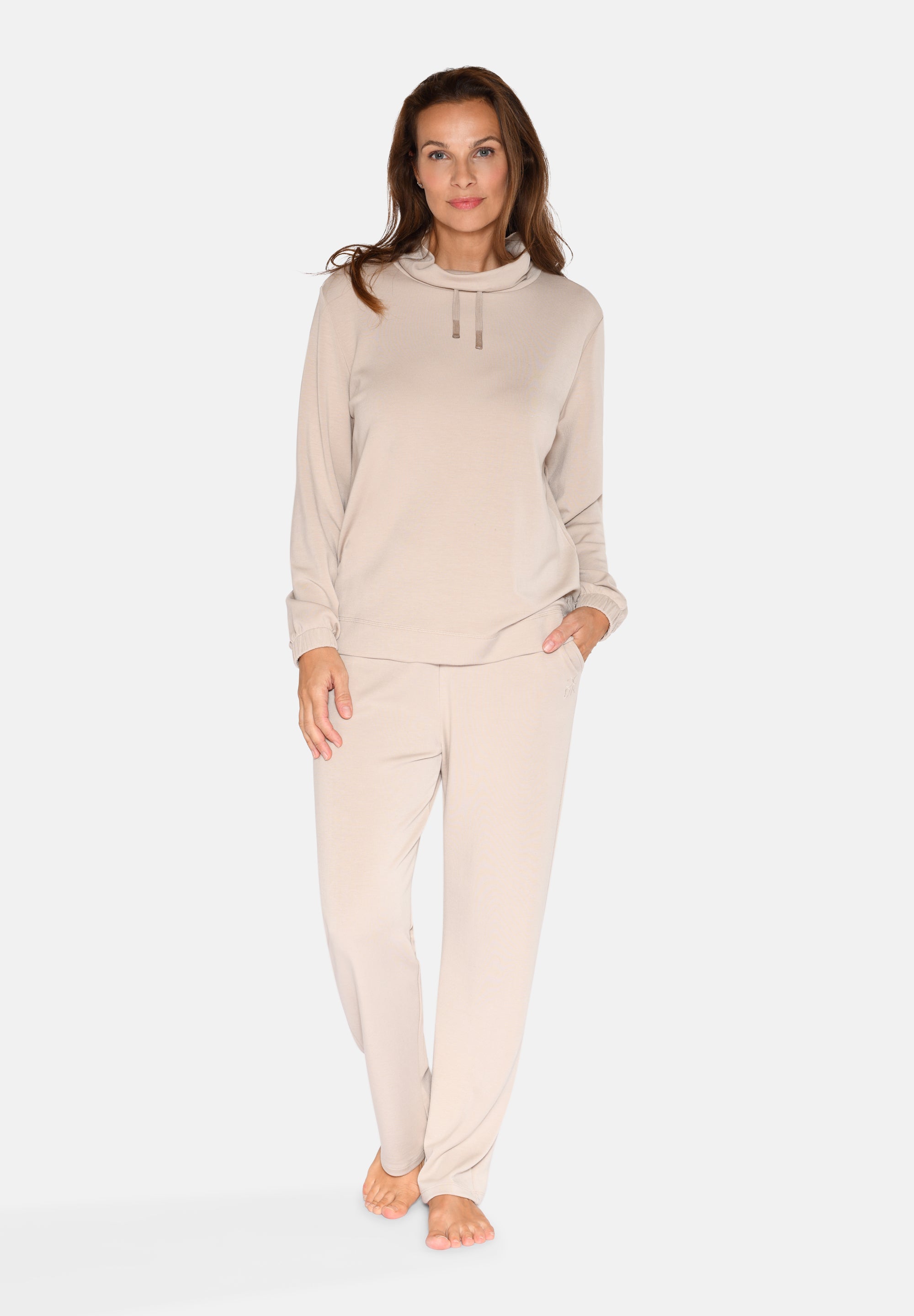 Isadora Sweat, String