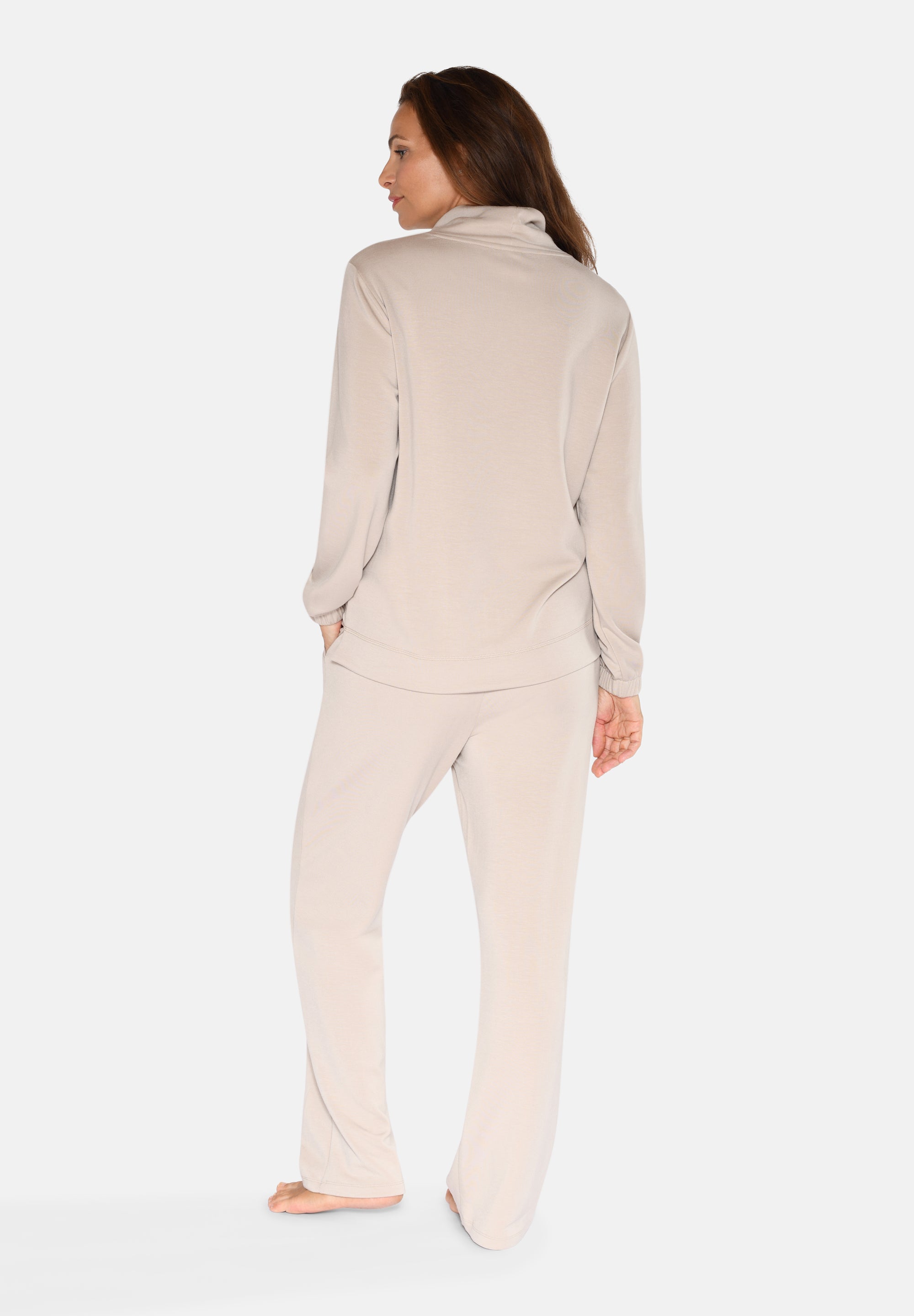 Isadora Sweat, String